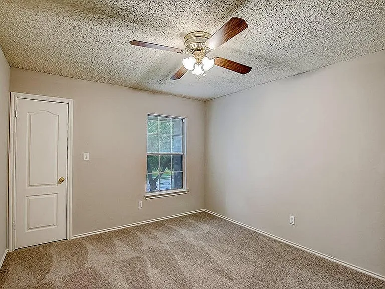 17627 Dansworth Dr — Photo 13