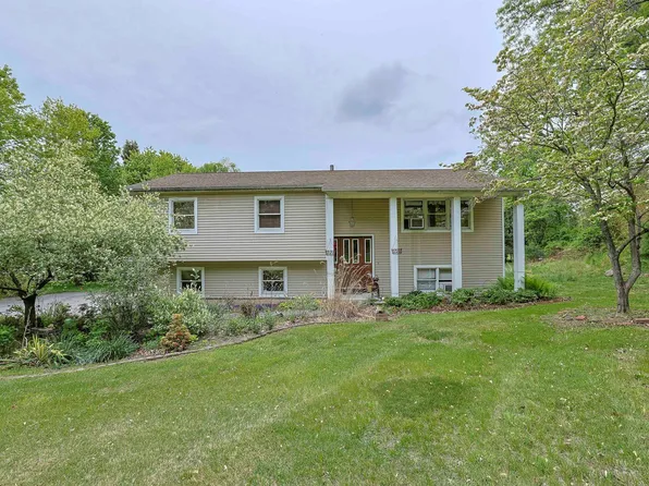 15 Hickory Hill Drive, Warwick, NY 10990