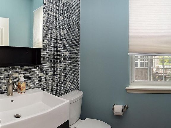 4th image of 8256 Sweetclover Dr