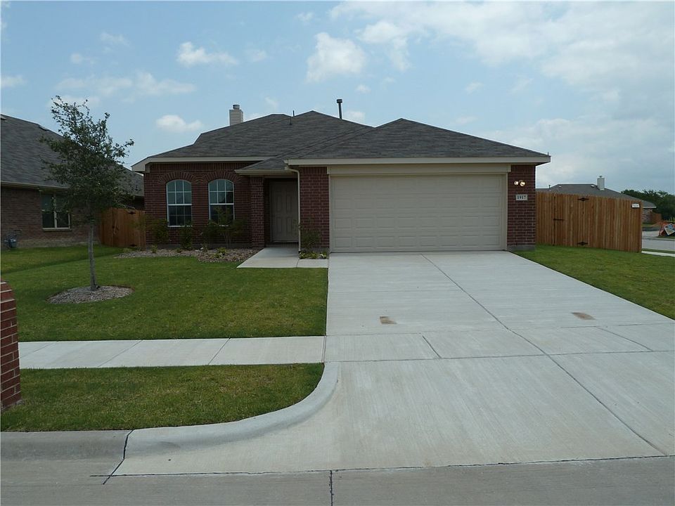 1st image of 1917 Grand Fairway Dr