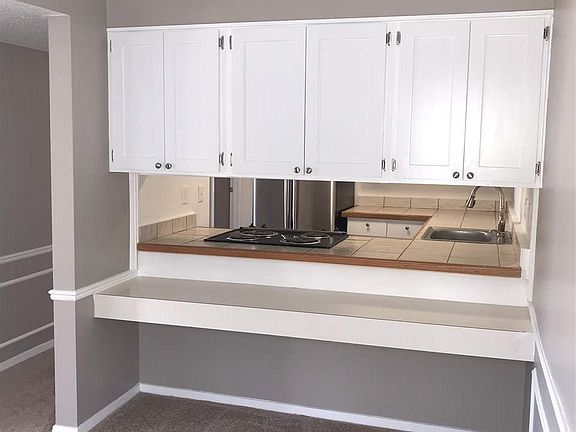 4th image of 6617 Poplar Ave APT 2