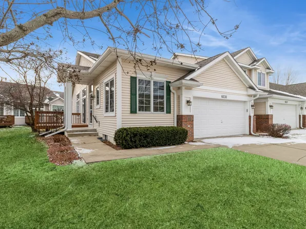 6030 Cottage Dr, Johnston, IA 50131