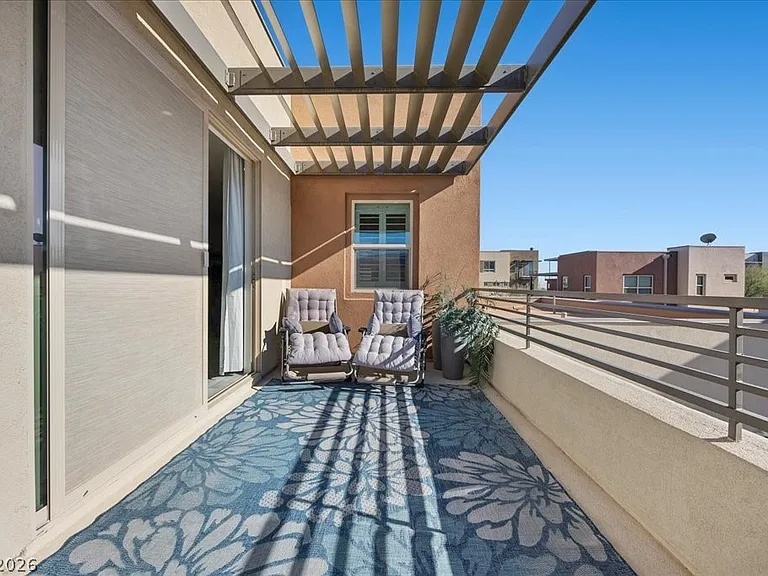 4262 Swift St — Photo 38