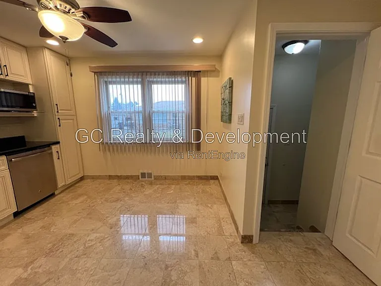 7613 N Harlem Ave — Photo 13
