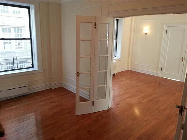 2nd image of 125 E 17th St APT 68