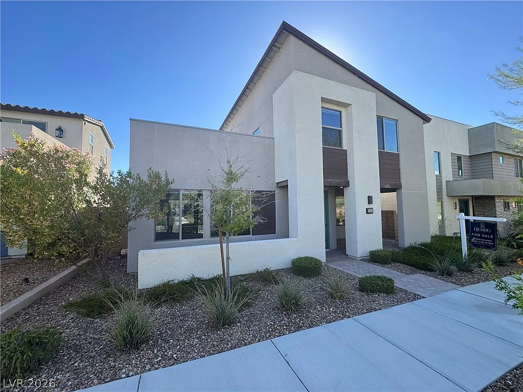 4 bed, 3.5 bath, 3564 sqft, $3,350 — Photo 1