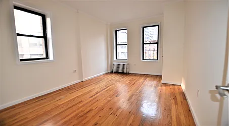 Rented by Manhattan Realty Group