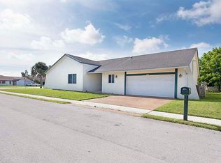 8802 Paradise Ct, Tamarac, FL 33321