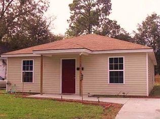 215 Forrest Ave, Savannah, GA 31404