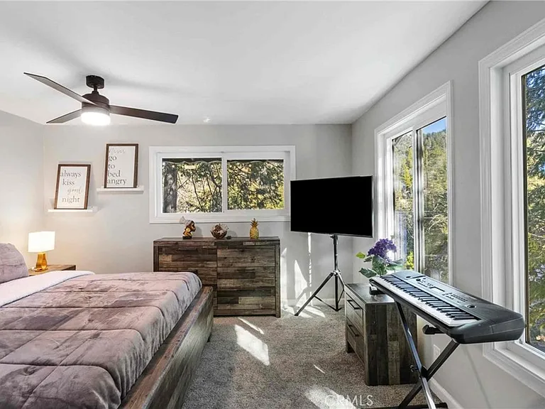 24649 Valle Dr — Photo 13
