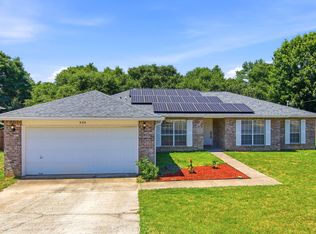 330 Egan Dr, Crestview, FL 32536