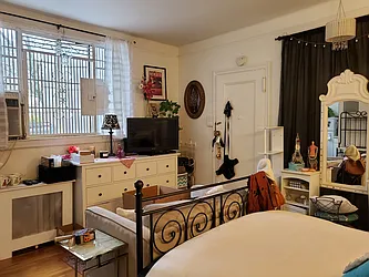 Rented by Frank Valvo Real Estate