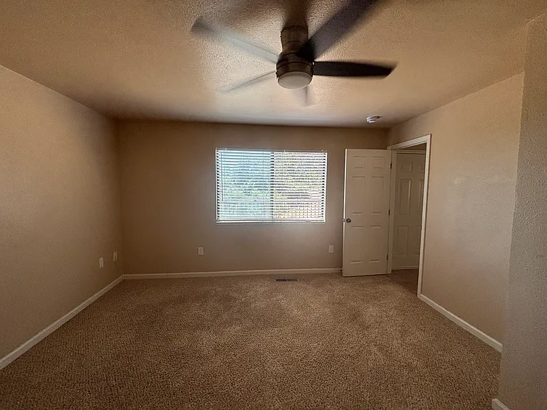 2863 Greenhorn Ct — Photo 21