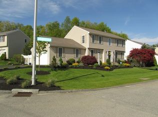 1 High Rock Ln, Worcester, MA 01609