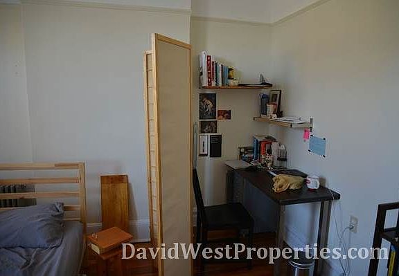 4th image of 132 17th St APT 4