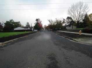 5536 E St, Springfield, OR 97478