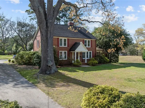 607 Lucas Creek Rd, Newport News, VA 23602