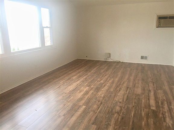 3rd image of 380 Hamden Ave #2
