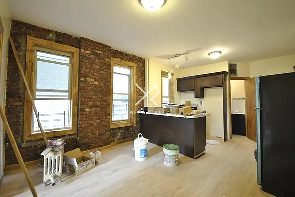 Rented by Yaffa Realty LLC | media 7