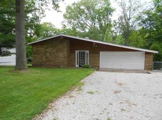 185 S Harmony Pl, West Terre Haute, IN 47885