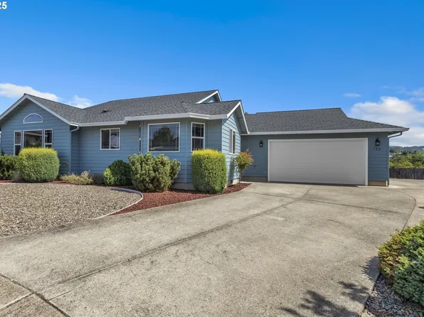 122 Lilly Ct, Sutherlin, OR 97479