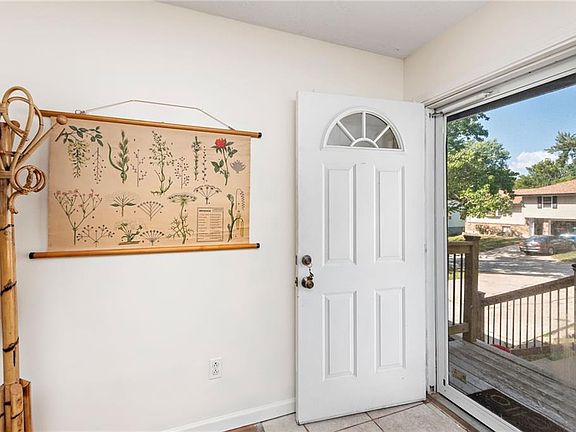 4th image of 1409 NW 66th Ter