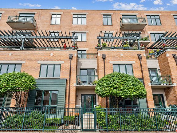 2nd image of 131 W Adelaide St Unit 103