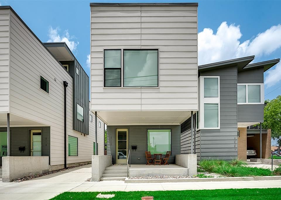 1st image of 412 College Ave
