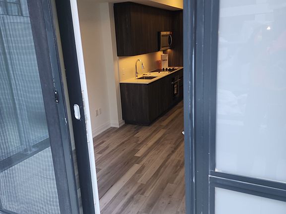 4th image of 15 Richardson St #308