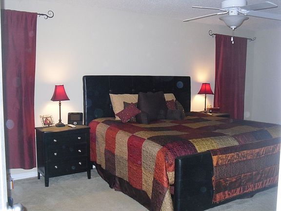 5th image of 10271 Lake Forest Dr