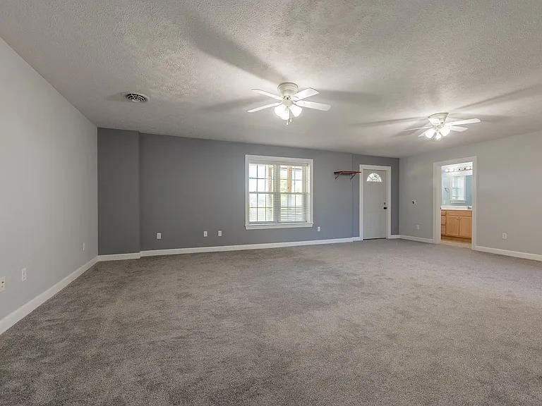 1701 Stratford View Dr — Photo 52