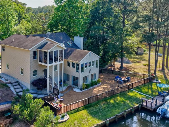 19 Duck Cove Cir, Ocean Pines, MD 21811