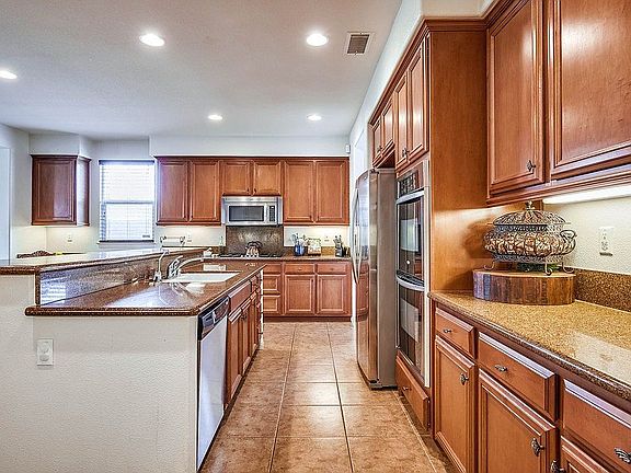 2nd image of 29165 Steamboat Dr