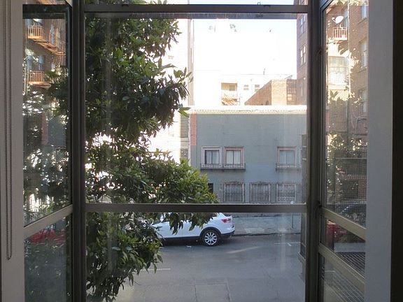 2nd image of 348 Hyde St APT 3