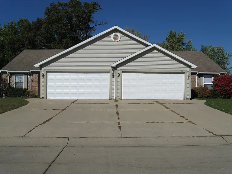 3516 Thornhill Cir W — Photo 1