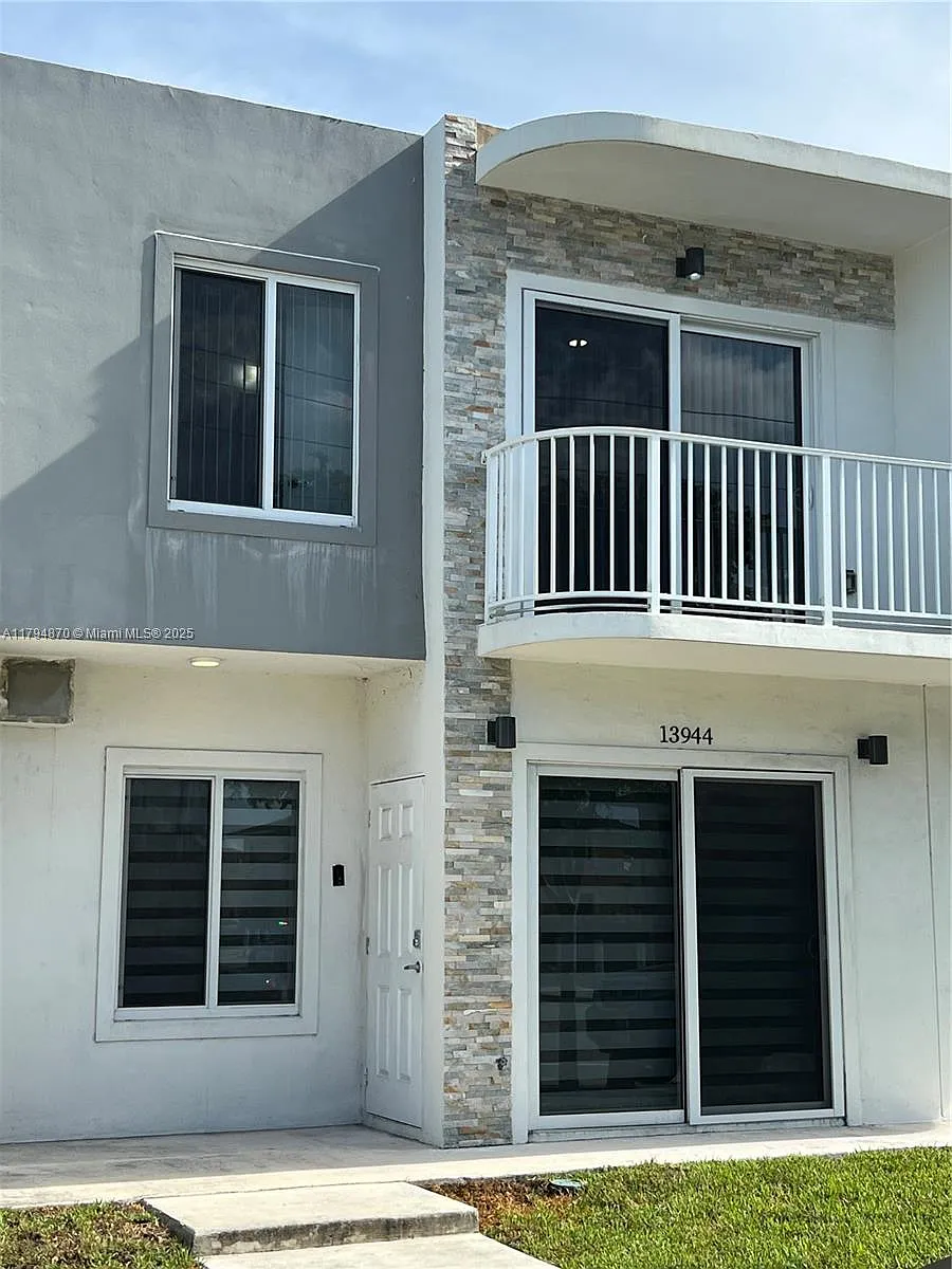 Building Photo - 13944 SW 259th Way