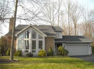 197 Larkwood Dr, Rochester, NY 14626