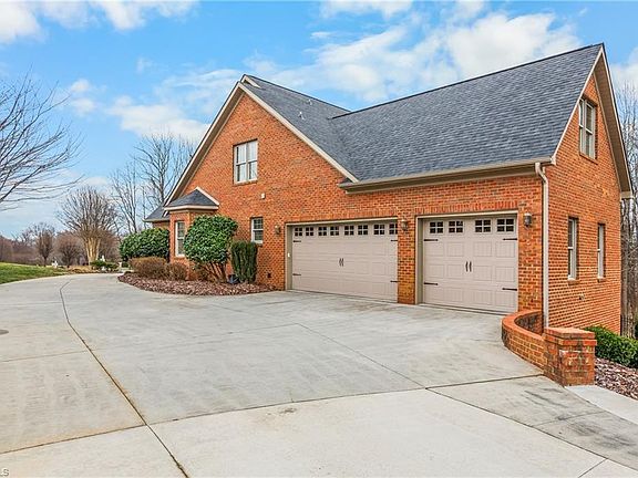 5th image of 7356 Belmont Dr