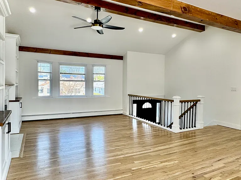 26 Norwich St #1 — Photo 4