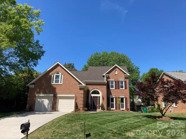 3009 Planters Walk Ct, Charlotte, NC 28210