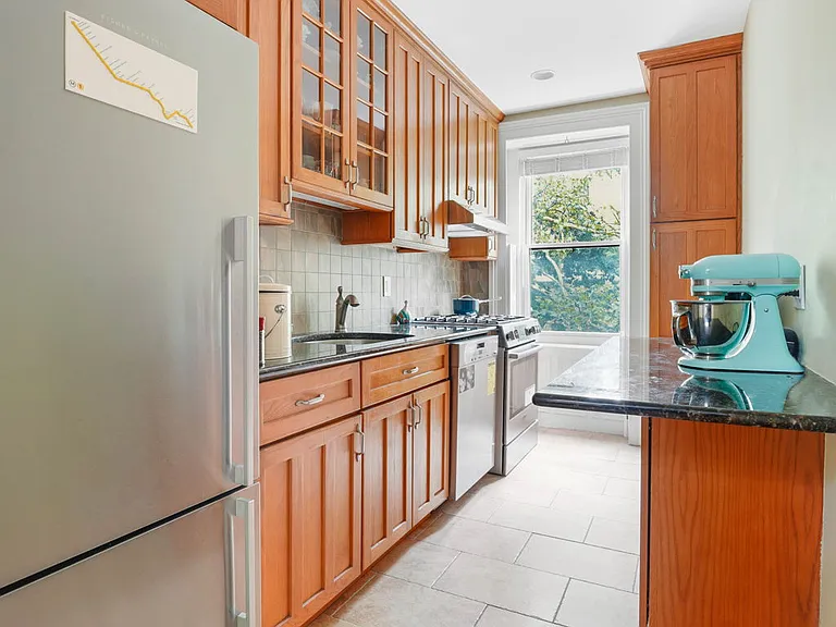 604 Carlton Ave #3 — Photo 4