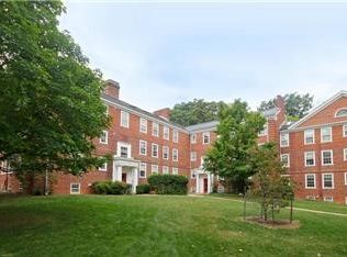 3460 39th St NW APT B680, Washington, DC 20016