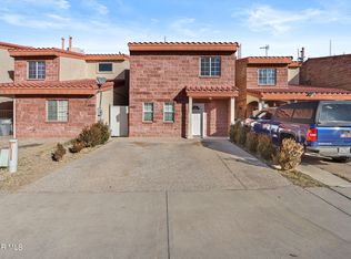 11027 Oasis Dr, El Paso, TX 79936