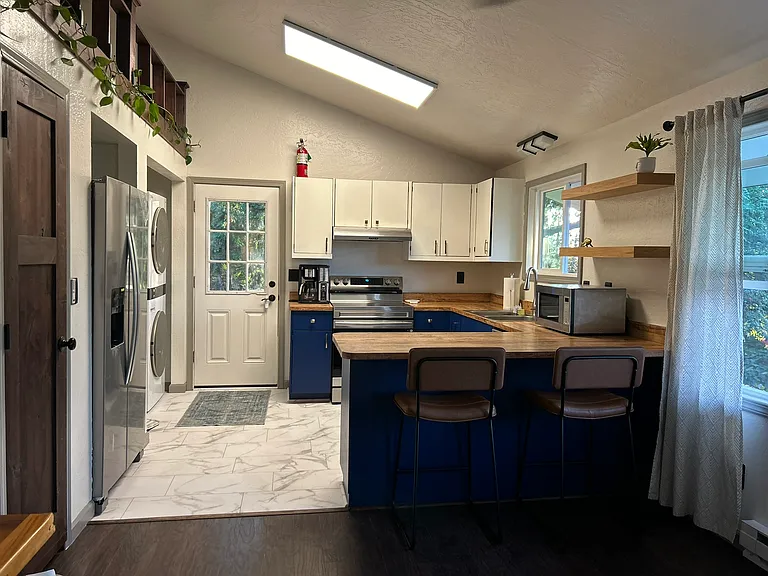 319 Northview Dr — Photo 12