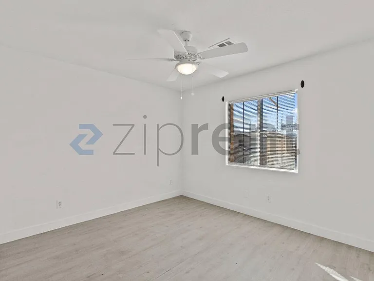 167 Sitka Spruce St #1 — Photo 16