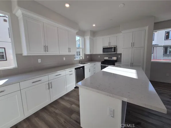 2137 Cumberland #2137, Pomona, CA 91766