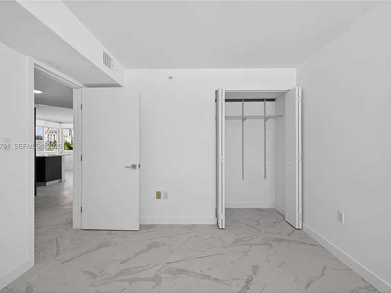 1552 Euclid Ave #8 — Photo 12