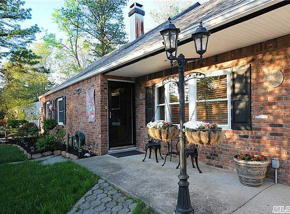2nd image of 41 Balsam Dr