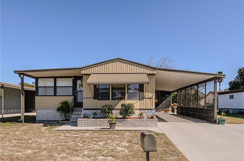 1st image of 12218 Longhorn Dr