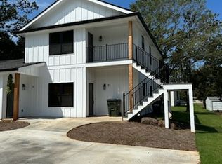 249 N Carter St #C, Hartwell, GA 30643